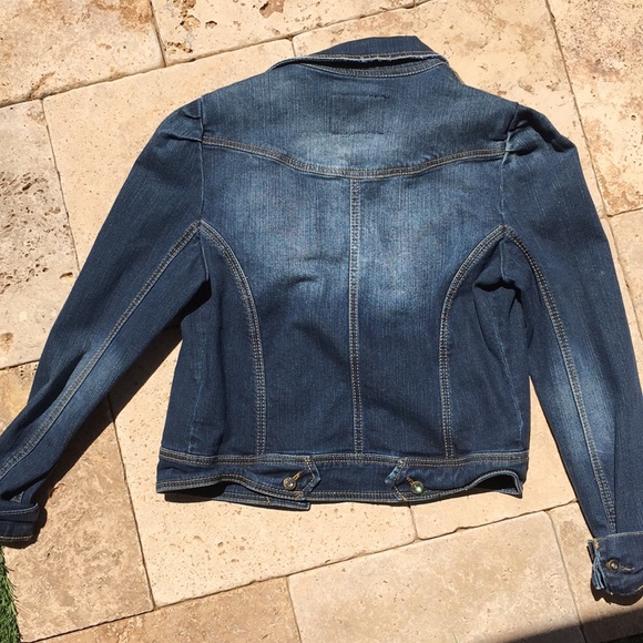 Jean jacket - Picture 4 of 7